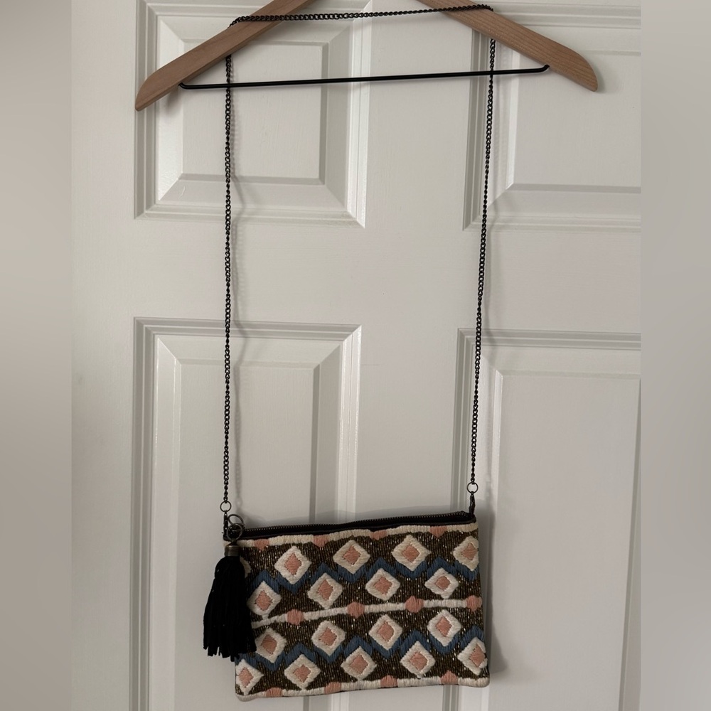 Ecote Black Interior Crossbody Bag